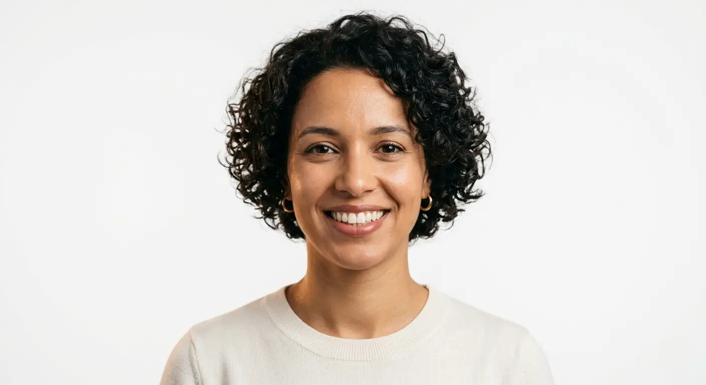 Patiente souriante au Centre Dentaire Ziani, Casablanca